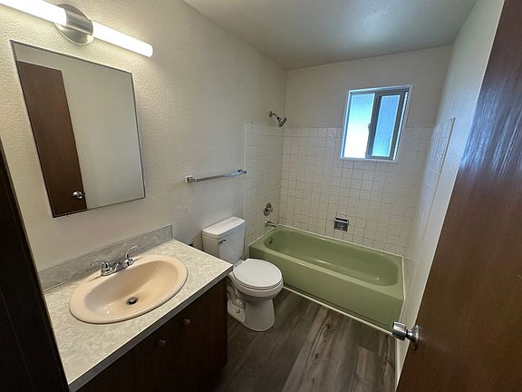 5th image of 3330 Northwest Ave APT B3