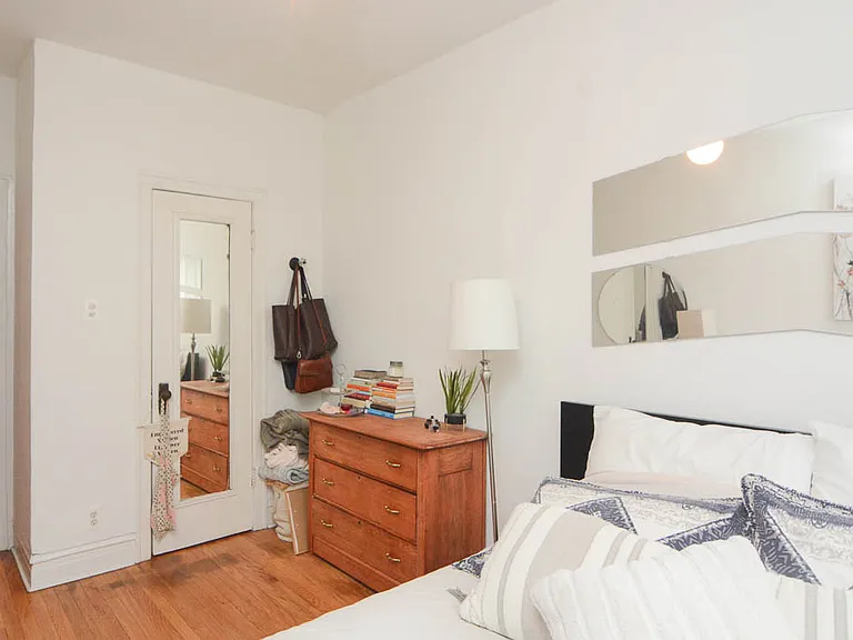 1929 W Crystal St #2A — Photo 17