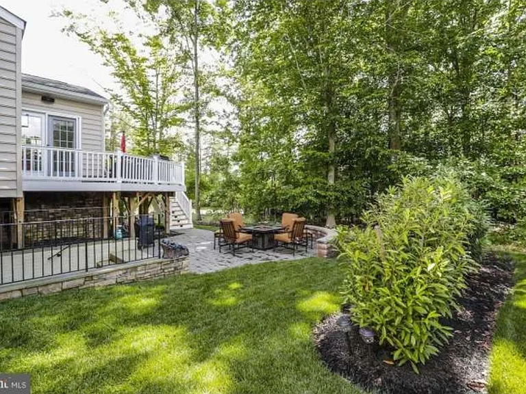 Cranford Dr — Photo 7