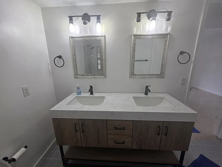 1243 Kinglet Ter — Photo 8