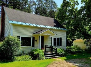 59 Bond St, Manchester Center, VT 05255