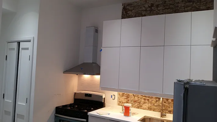 Rented by MJ Property Group LLC | media 32