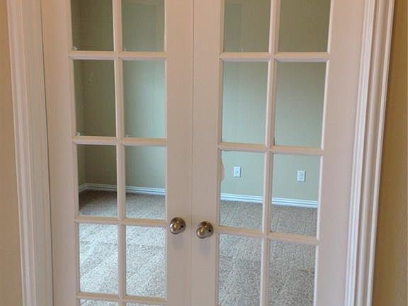5th image of 2504 Castle Creek Dr