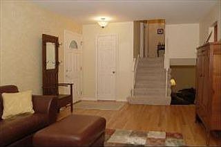 2nd image of 414 N Macarthur Dr