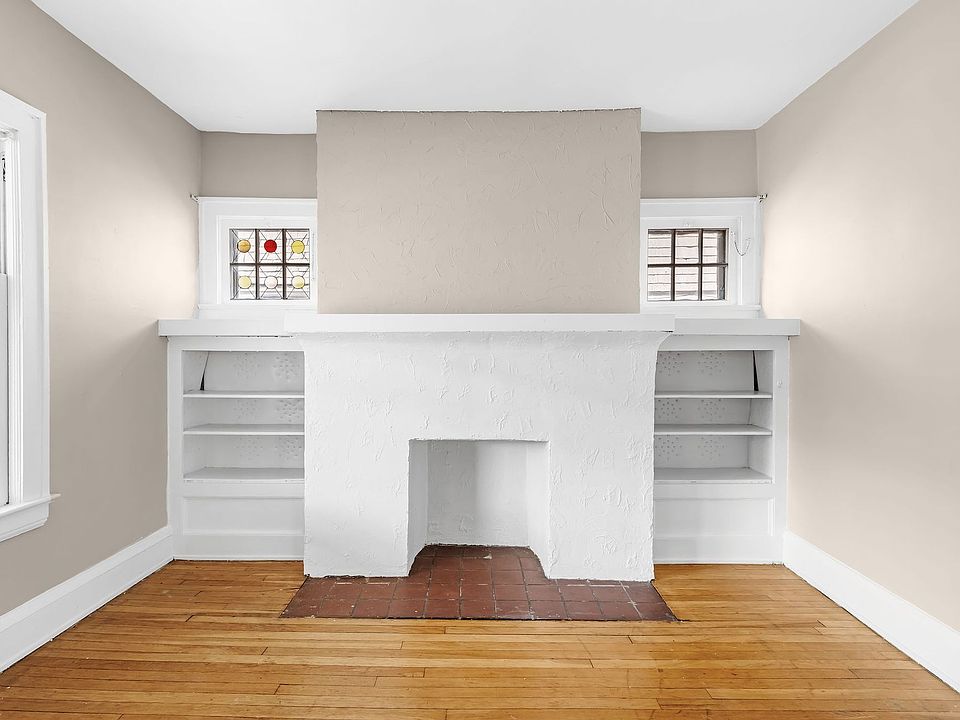 1st image of 1695 Glenmont Rd #1695