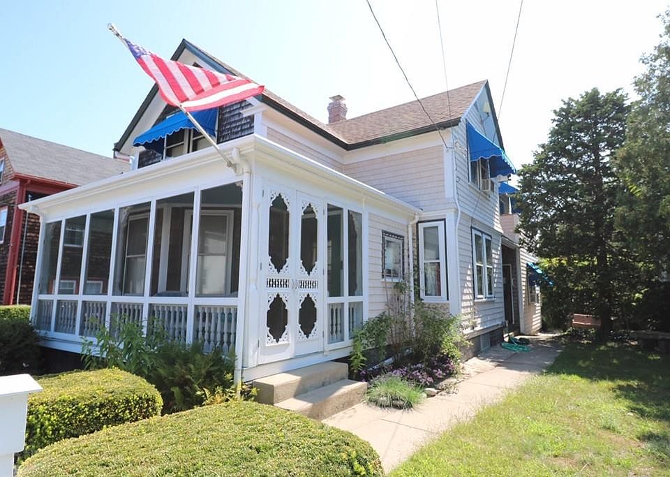 1st image of 31 King St