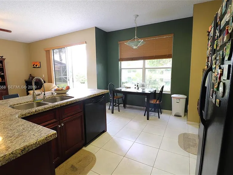 16241 Opal Creek Dr — Photo 13
