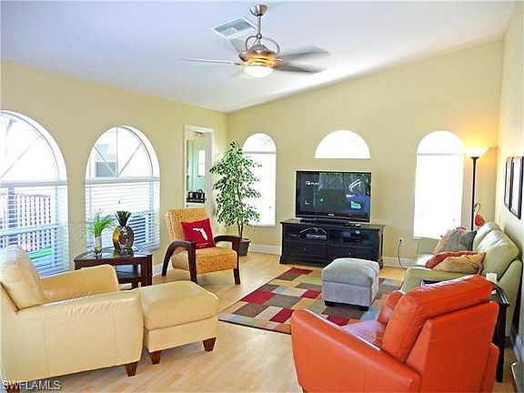 2nd image of 2615 SW 35th Ln