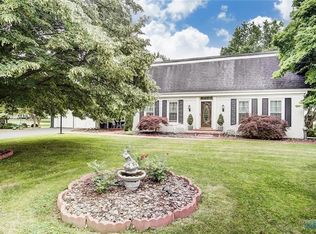 80 Back Bay Rd, Bowling Green, OH 43402