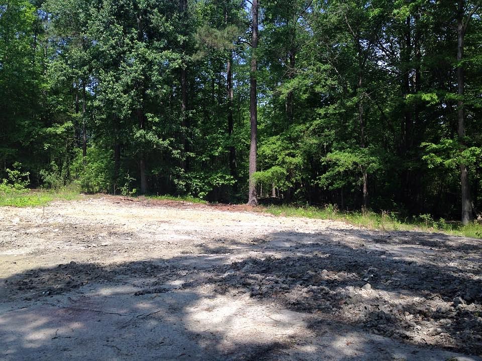 2nd image of 40 Pen Oak Ln
