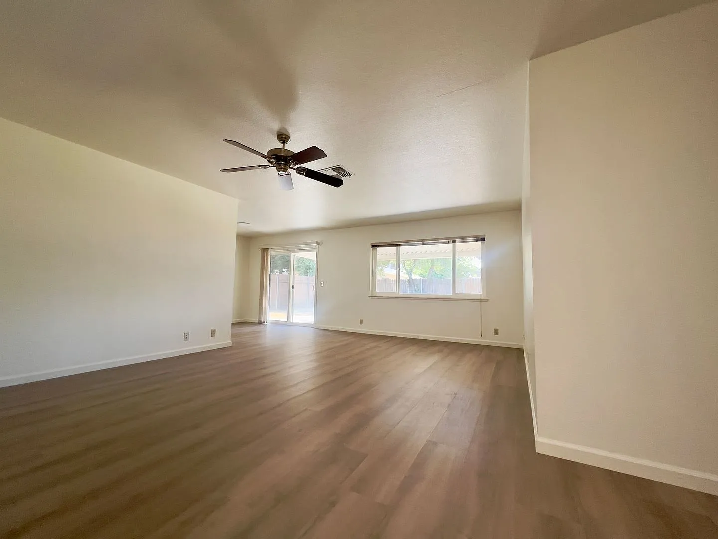 3 Bed / 2 Bath Home — Photo 2
