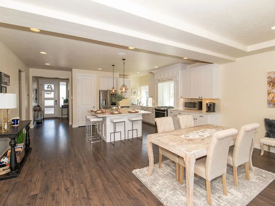 4163 W Madingley Cir #1