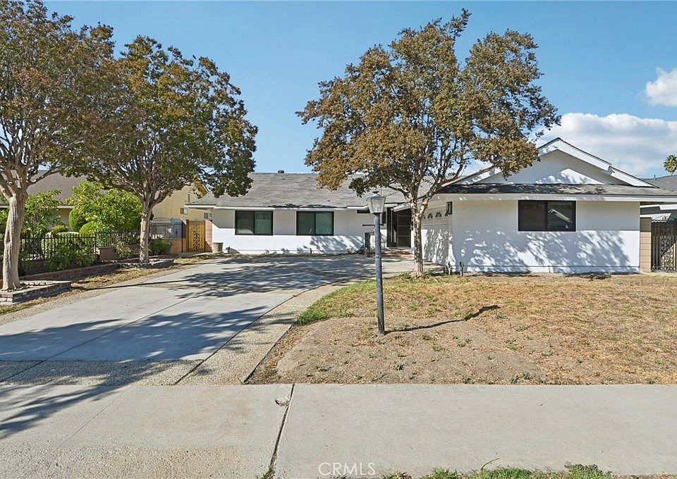 1st image of 15937 Londelius St