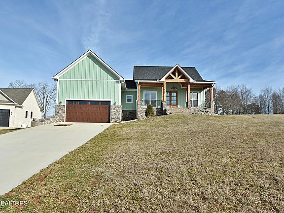 4th image of 487 Peninsula Point