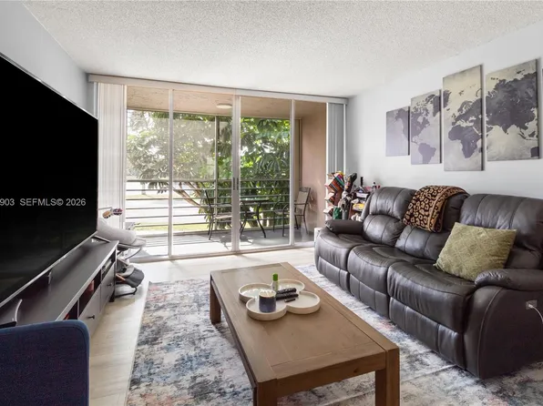 9440 Tangerine Pl APT 202, Davie, FL 33324