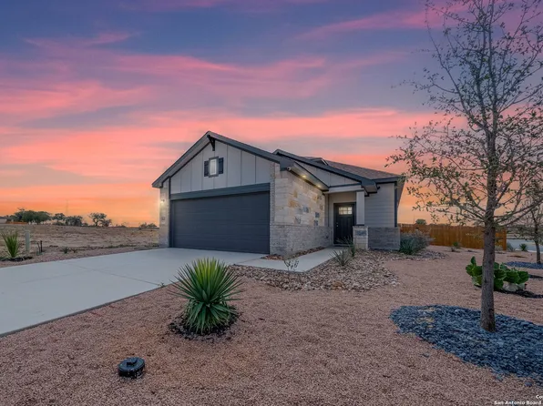 16403 Ginger Crossing, Elmendorf, TX 78112