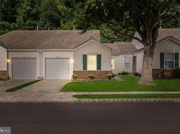 42 Peppergrass Dr N, Mount Laurel, NJ 08054