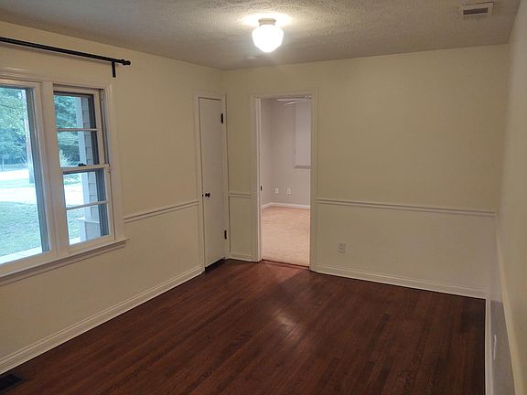 2nd image of 6656 Beeler Dr