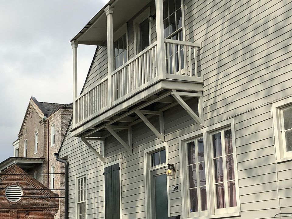 2nd floor balcony for this unit
