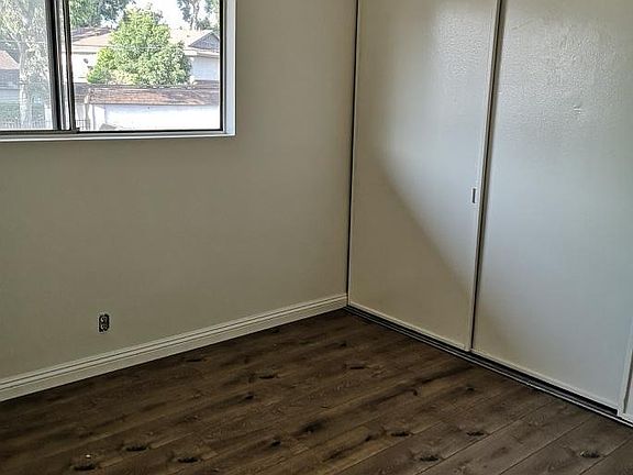 5th image of 2033 Evergreen St #2039