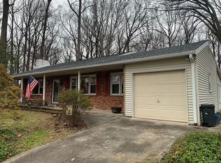3 Woodland Dr, Malvern, PA 19355