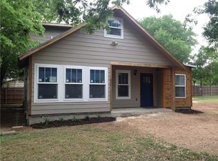 519 10th St, Blanco, TX 78606