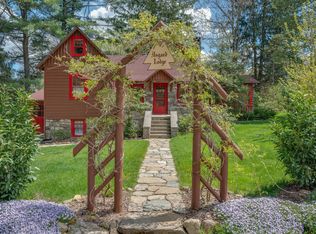 7 Locust Dr, Cold Spring, NY 10516