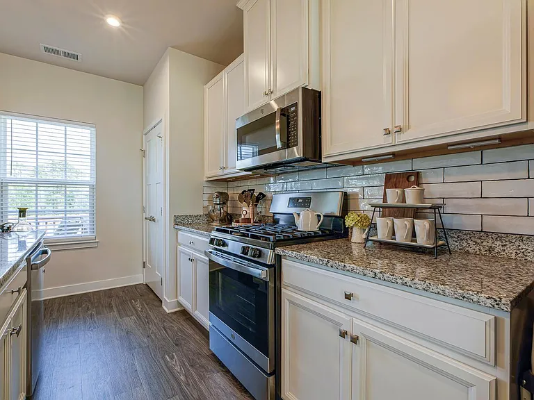 241 Misty Pike Dr — Photo 20