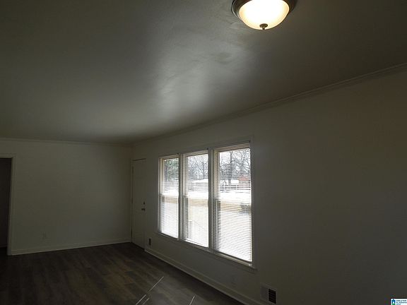 4th image of 605 Glen Park Dr