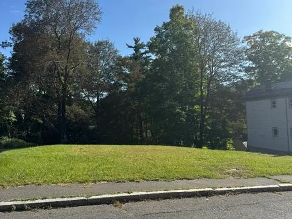 60 E Quincy St, North Adams, MA 01247