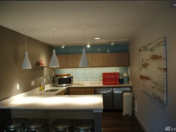 3rd image of 11815 93rd Ln NE