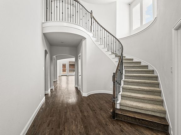 3rd image of 4138 Maclin Dr