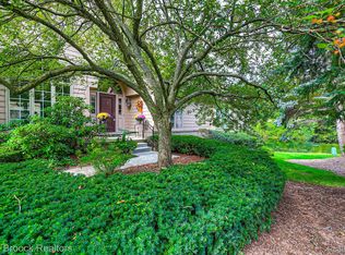 487 Cambridge Way, Bloomfield Hills, MI 48304