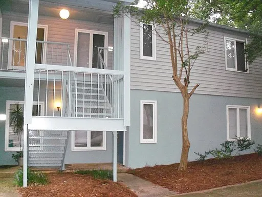 South Charlotte Rental at Sharon Lakes Condominiums — Photo 2