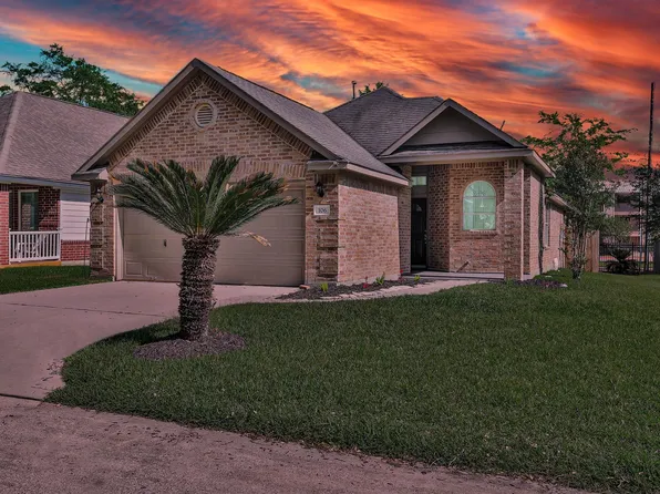 106 Snug Harbor Dr, Montgomery, TX 77356