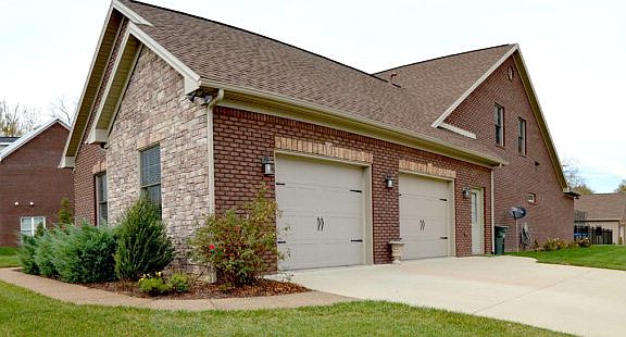 4th image of 4601 Harbor Hills Trce