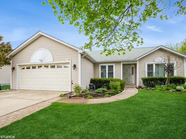 1319 President St, Glendale Heights, IL 60139