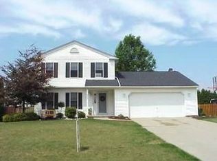 864 Dresden Park Dr, Brunswick, OH 44212