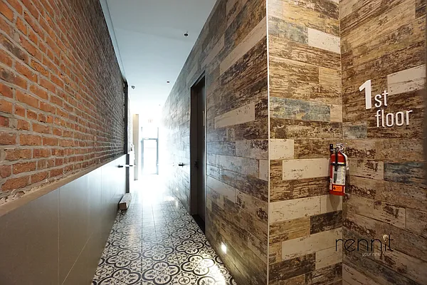 Rented by Rennit Inc. | media 10