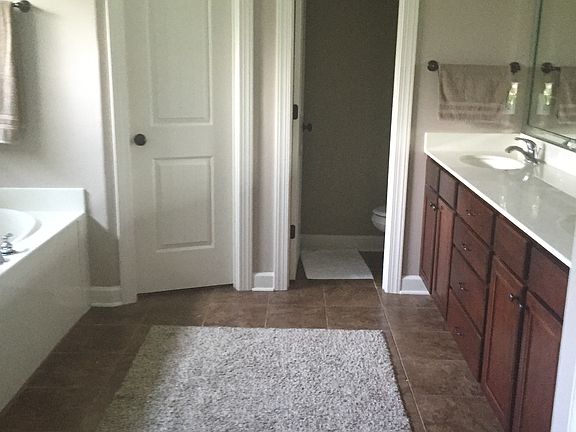 2nd image of 3428 Carahills Ln