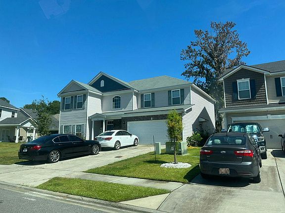 2nd image of 70 Swallow Tail Cir