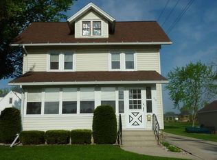 318 N Madison St, Waupun, WI 53963