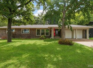 836 Wheelwright Dr, Ballwin, MO 63021