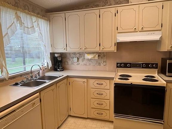 5th image of 345 Spring Lake Dr #212