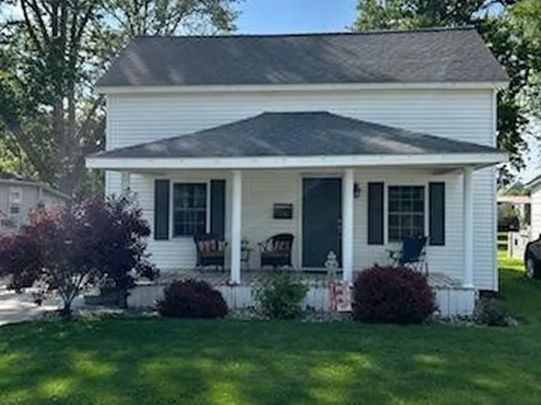 229 N Vine St, Deshler, OH 43516