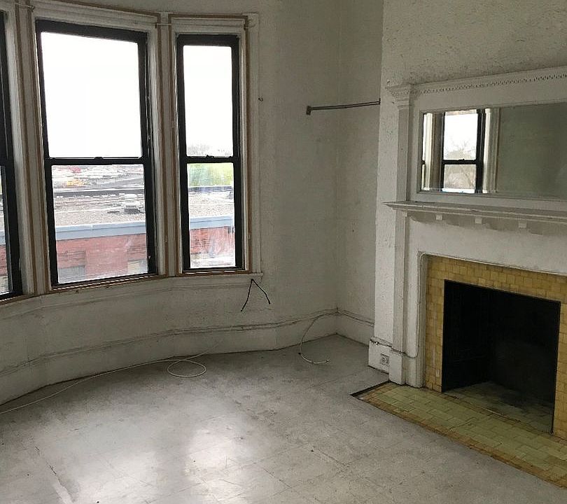 2nd image of 5 Linden St #5F