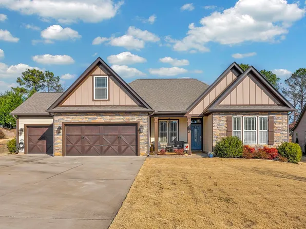 324 Holly Oaks Ln, Inman, SC 29349