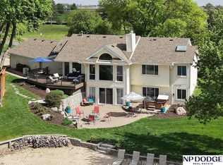 104 Ginger Cove Rd, Valley, NE 68064
