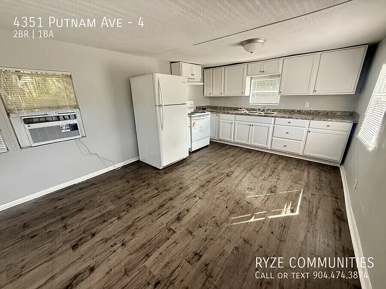 4351 Putnam Ave #4 — Photo 6