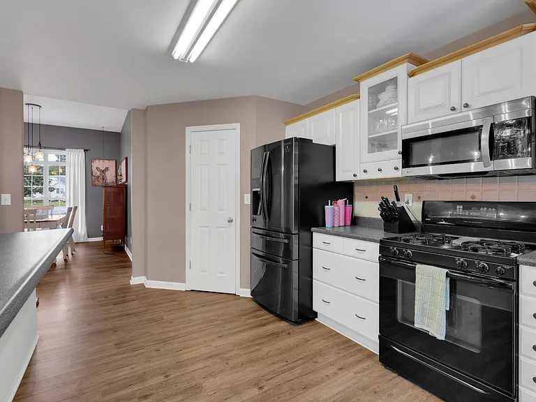 71 Larkspur Ct — Photo 11
